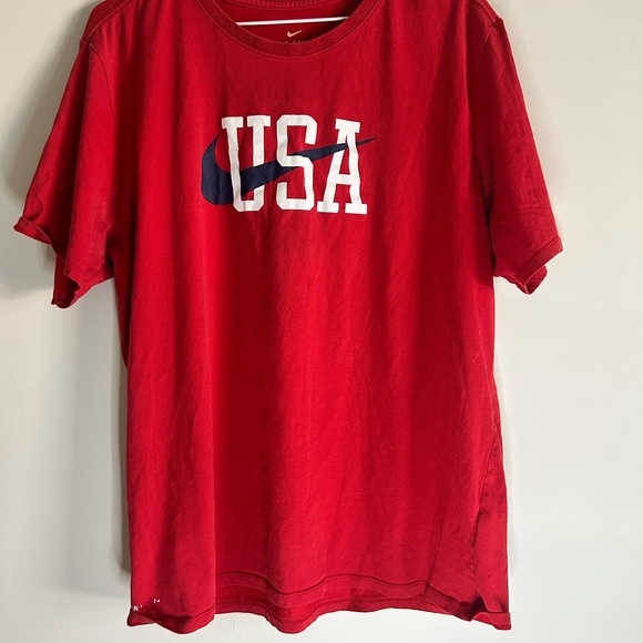 Nike Other - Nike Men's Red USA Graphic Tee